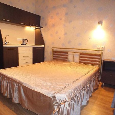 Rymarska ApartHotel Charkiv Exteriör bild