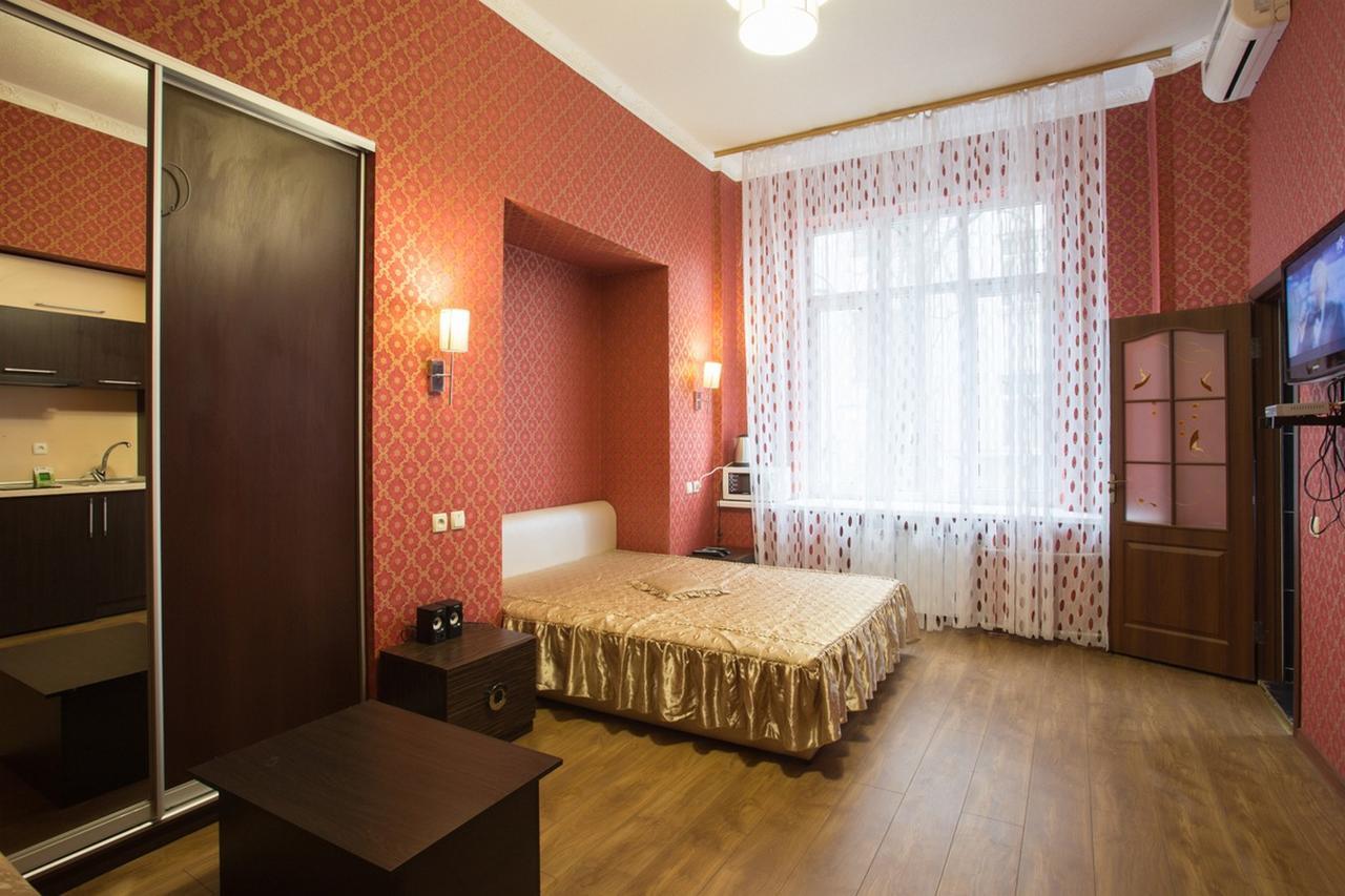 Rymarska ApartHotel Charkiv Exteriör bild