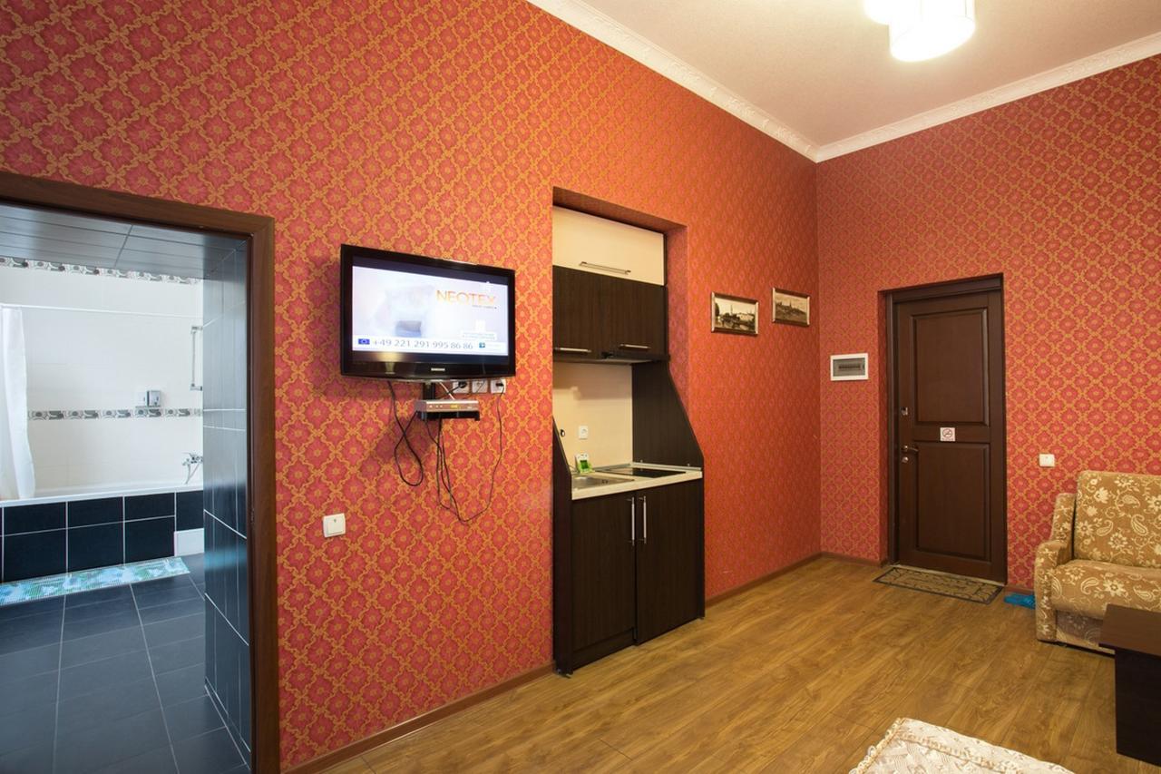 Rymarska ApartHotel Charkiv Exteriör bild