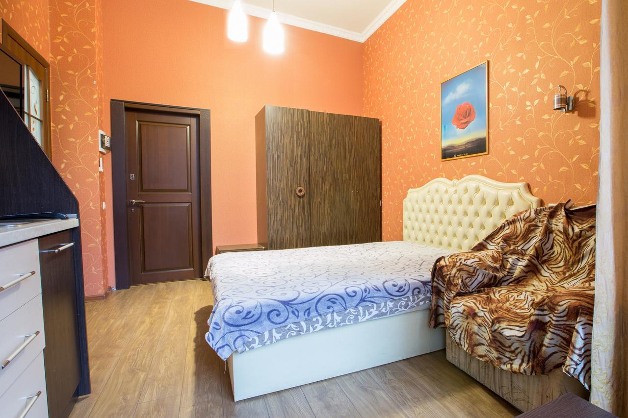 Rymarska ApartHotel Charkiv Exteriör bild